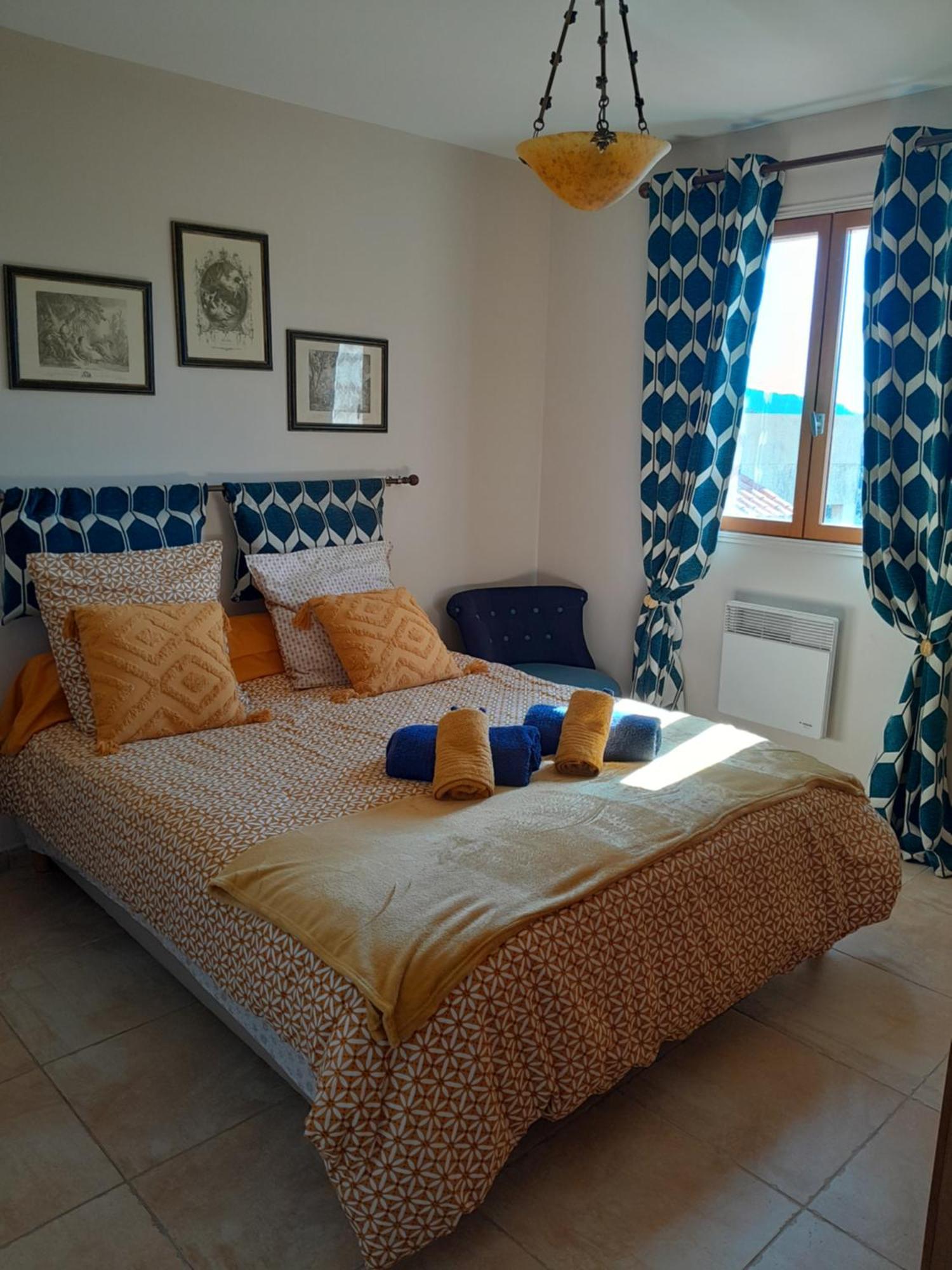 Mare E Monti Chez Thomas Et Magali Bed & Breakfast Vico Exterior photo